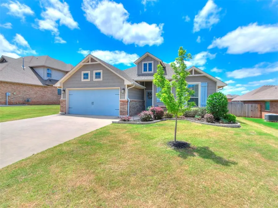 6132 Oxnard Street, Edmond, OK 73034 - #3