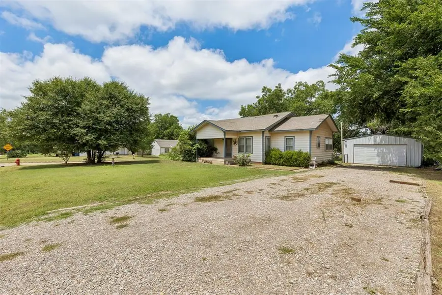 2014 W Logan Avenue, Guthrie, OK 73044 - #2