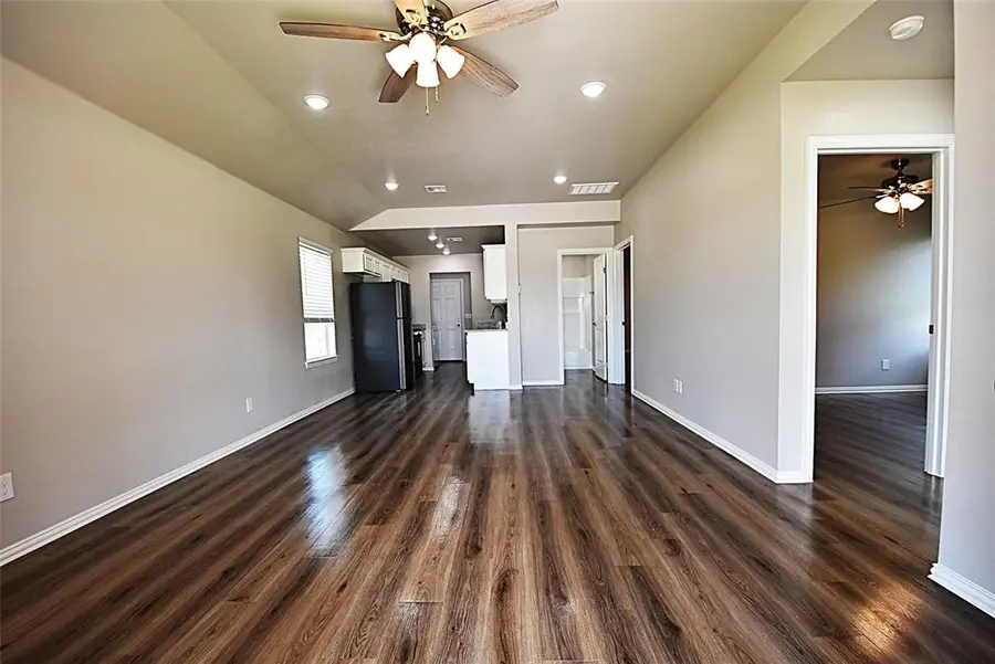 725 Elm Street, Seminole, OK 74868 - #3