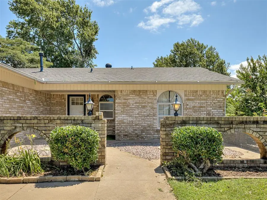 4311 N Pottenger Avenue, Shawnee, OK 74804 - #3