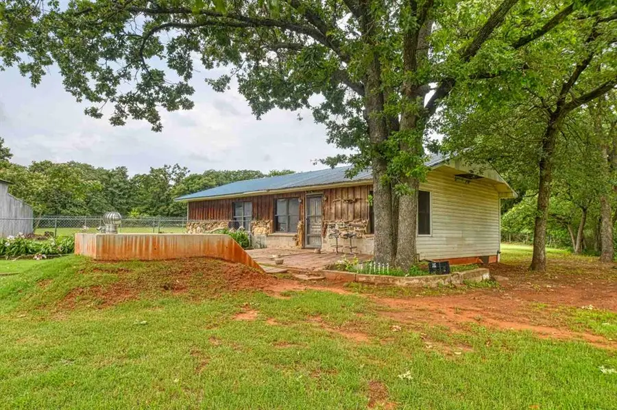 412 Bumgarner Avenue, Norman, OK 73026 - #3