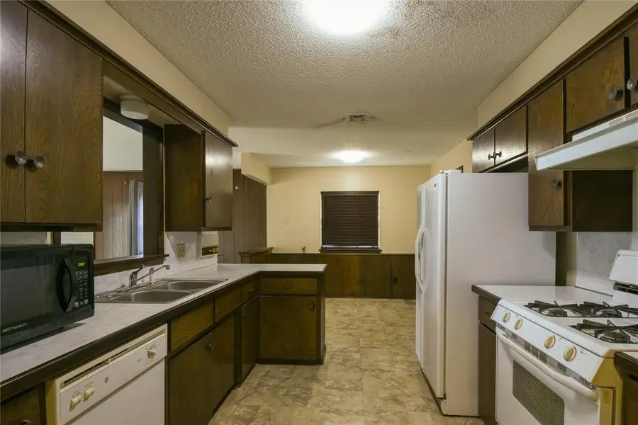3005 N Shannon Avenue, Bethany, OK 73008 - #3