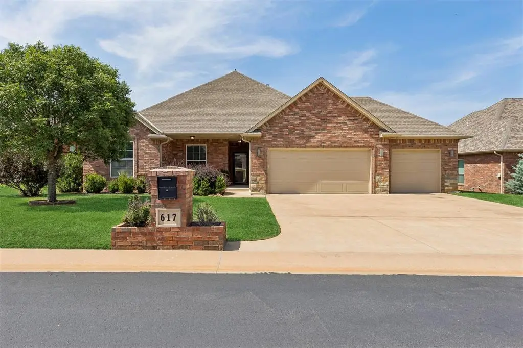 617 Spavinaw Lane, Edmond, OK 73025 - #1