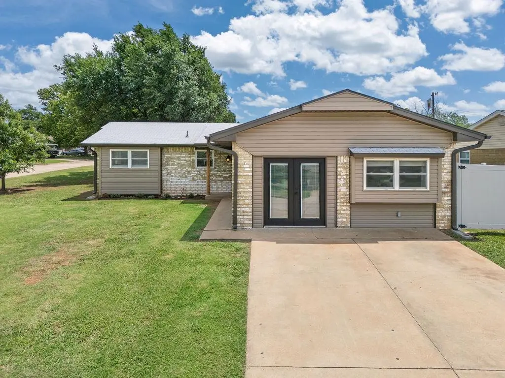2105 N Tucker Avenue, Shawnee, OK 74804 - #1
