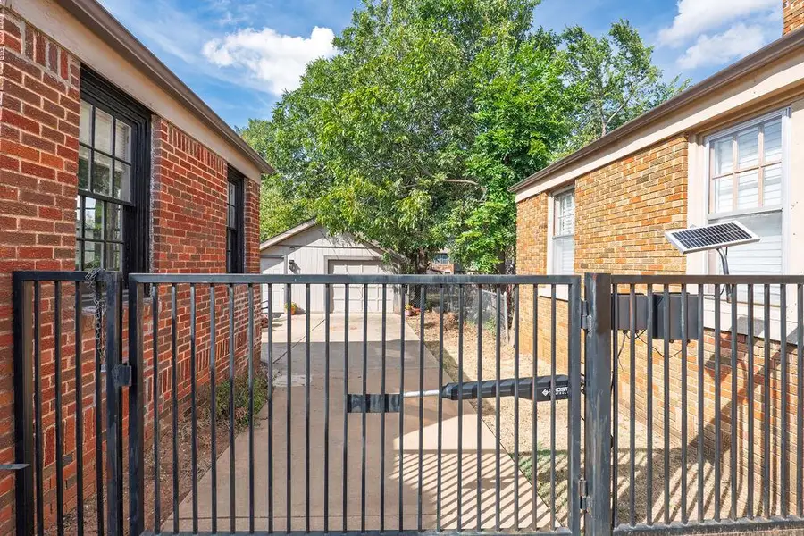 2125 NW 26th Street, Oklahoma City, OK 73107 - #3