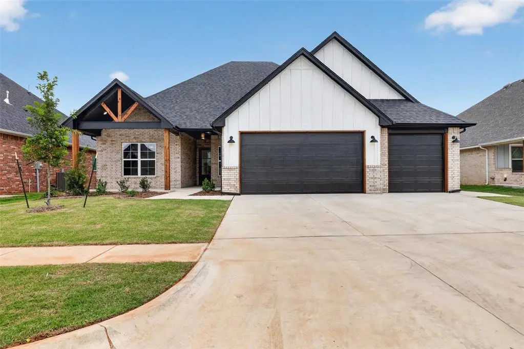 10404 SW 49th Street, Mustang, OK 73064 - #1