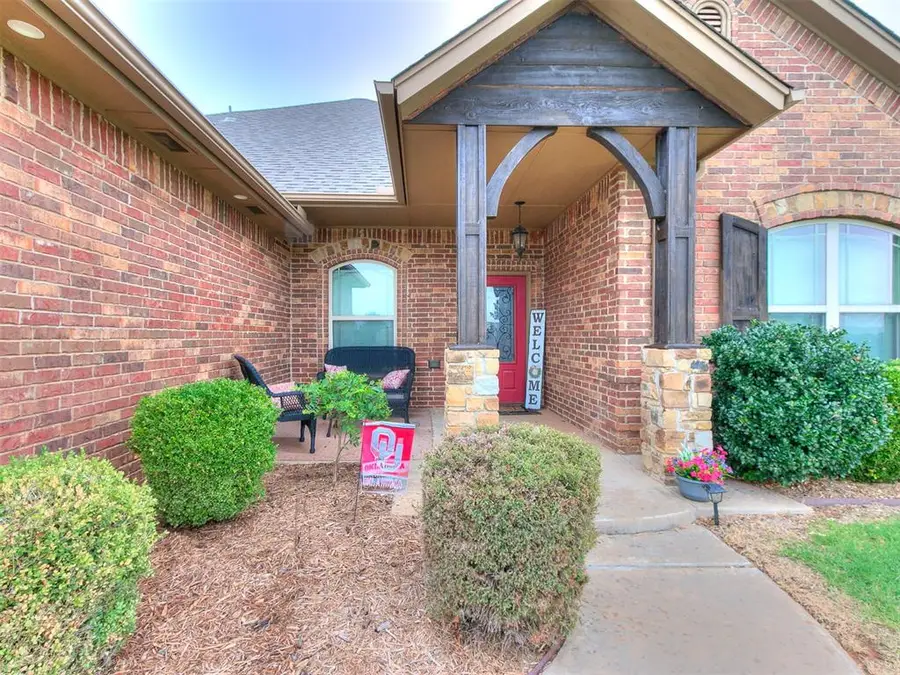 507 Arrowhead Drive, Tuttle, OK 73089 - #2