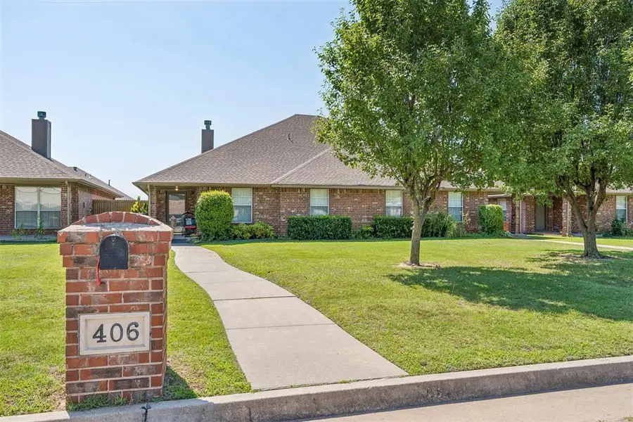 404 N Willowood Drive #404 & 406, Yukon, OK 73099 - #2