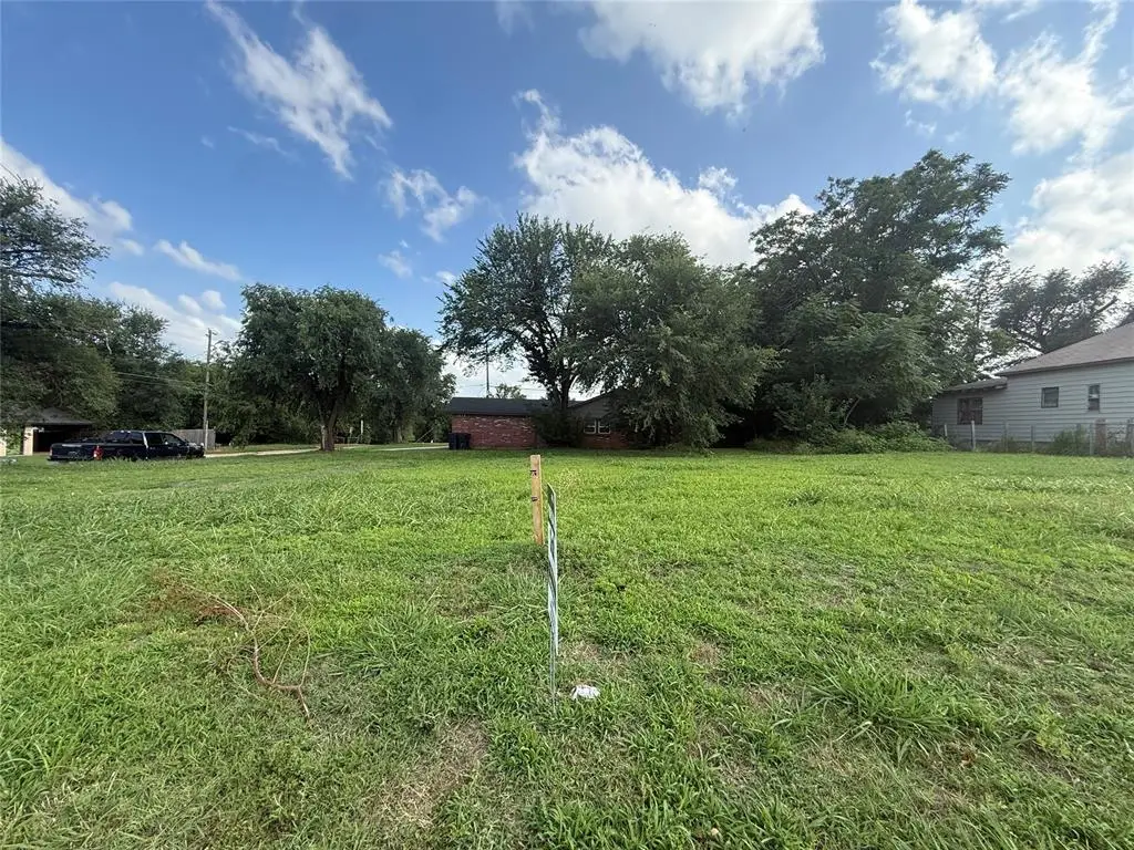 2814 NE 16th Street, Oklahoma City, OK 73121 - #1