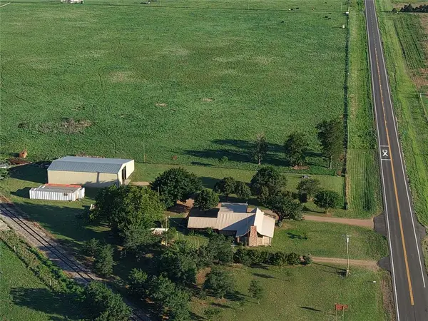 17416 N State Highway 5 Highway, Tipton, OK 73570
