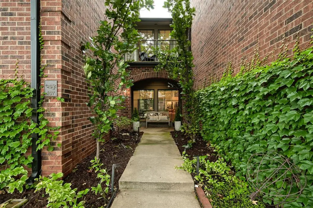 6208 Waterford Boulevard #107, Oklahoma City, OK 73118 - #1