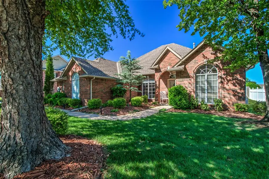 3608 Equestrian Court, Edmond, OK 73034 - #3
