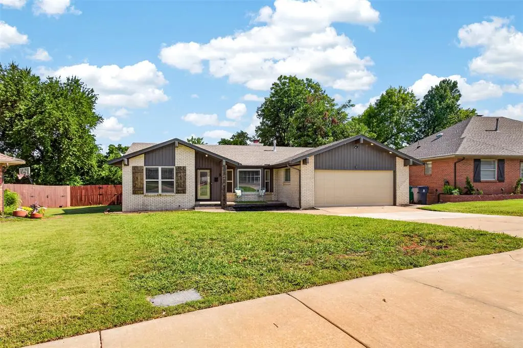 2414 NW 43rd Circle, Oklahoma City, OK 73112 - #1