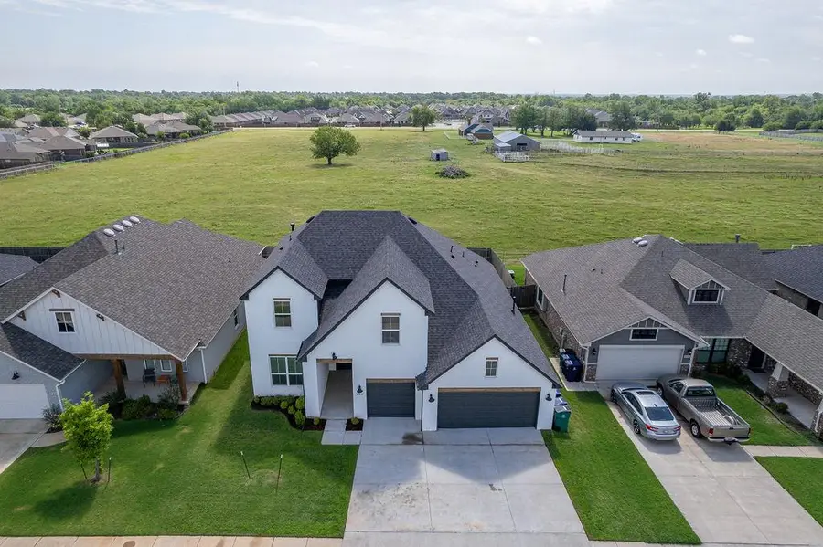 800 Firefork Avenue, Yukon, OK 73099 - #2