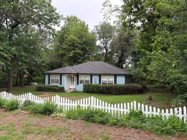 1745 E Longview Lane, Mustang, OK 73064 - #1