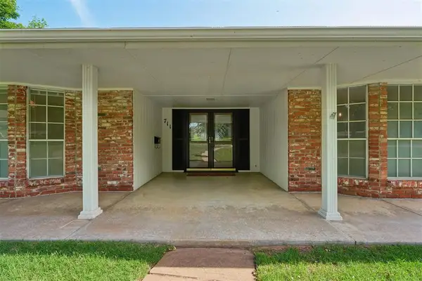 711 Willment Place, Edmond, OK 73034