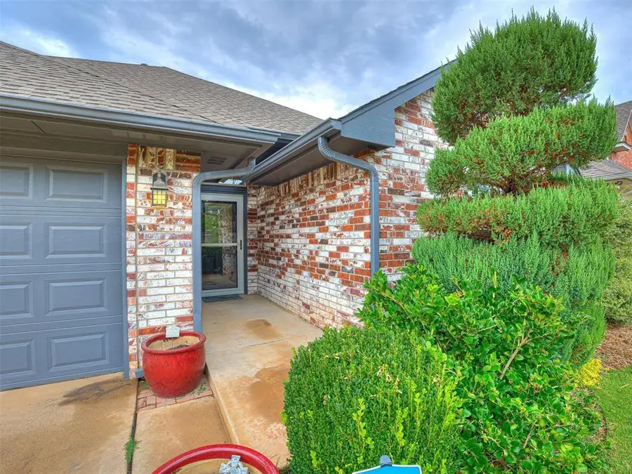 5813 NW 127th Street, Oklahoma City, OK 73142 - #2