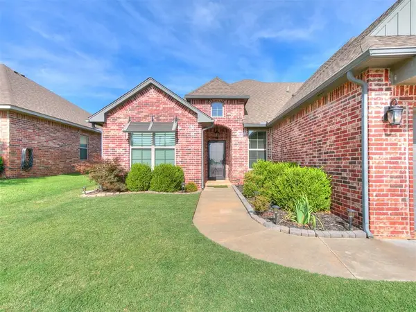 616 Kearny Lane, Yukon, OK 73099