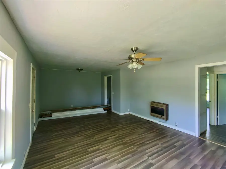 1826 Killingsworth Avenue, Seminole, OK 74868 - #3