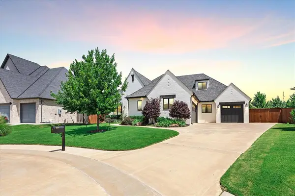 1417 Regency Bridge Circle, Edmond, OK 73034