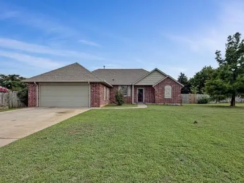 902 Lost Oak Drive, Guthrie, OK 73044 - #1