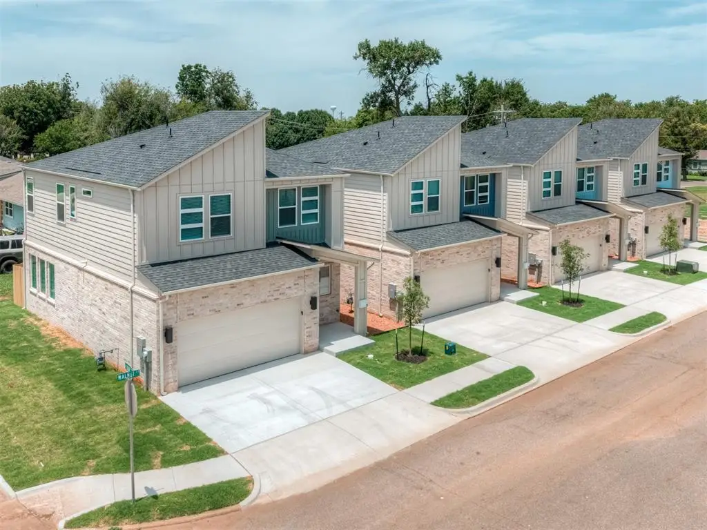 21 N Walnut Street, Edmond, OK 73003 - #1