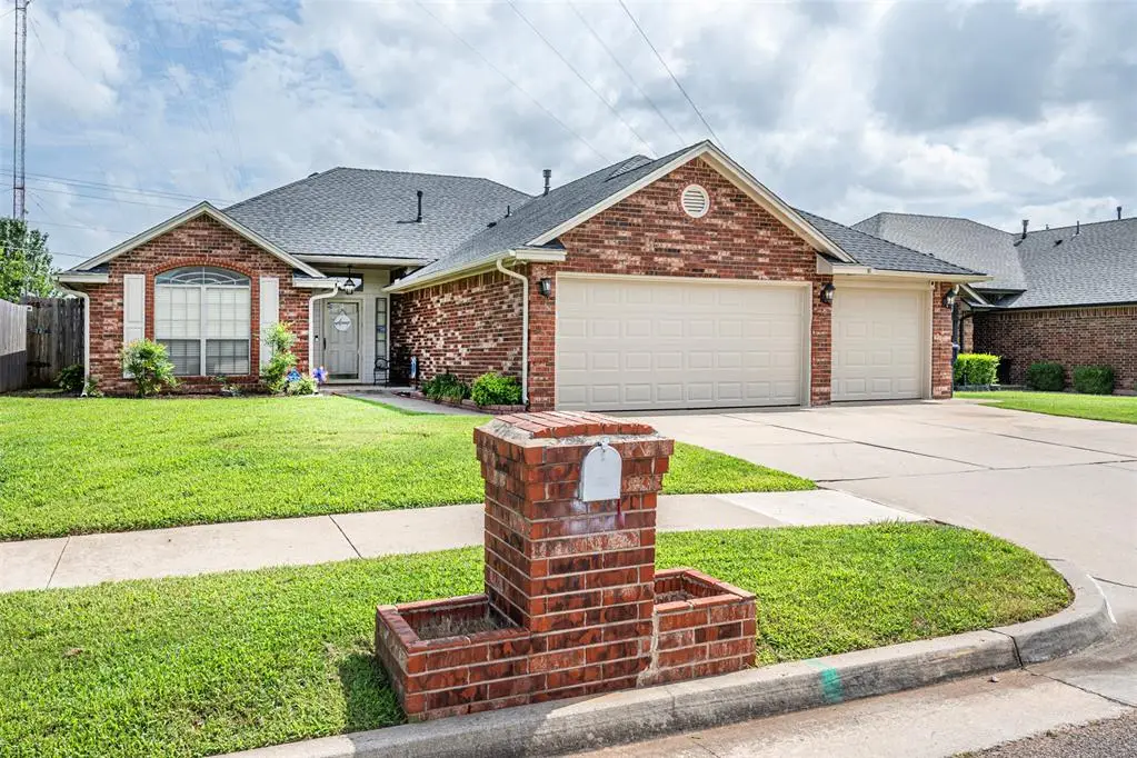 2900 SE 97th Street, Moore, OK 73160 - #1