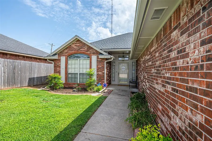 2900 SE 97th Street, Moore, OK 73160 - #3