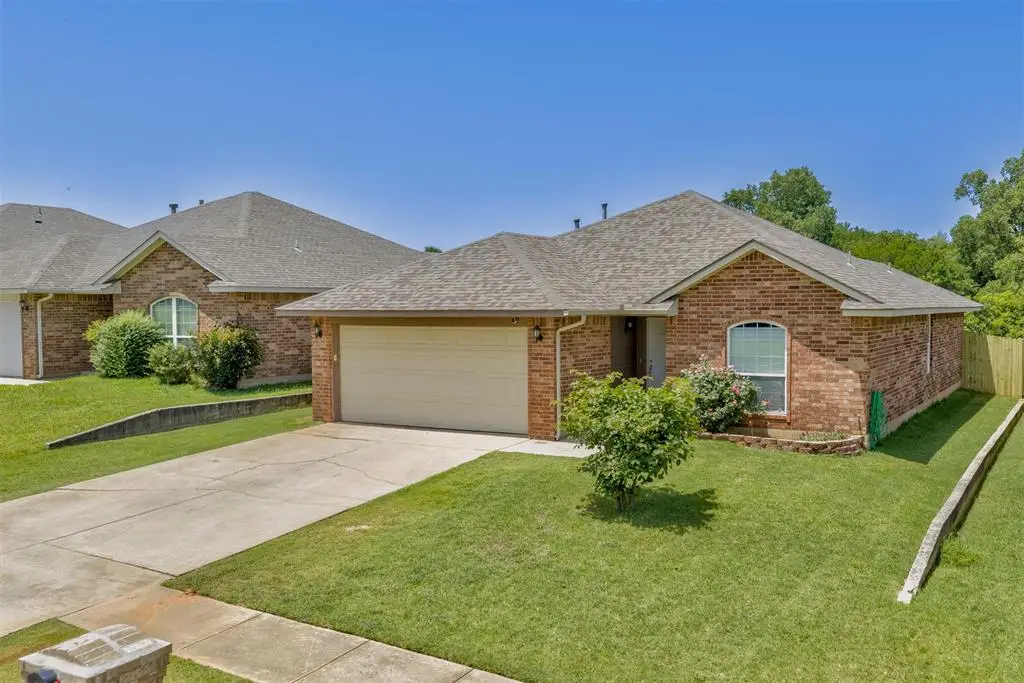 121 Tecumseh Meadows Drive, Norman, OK 73069 - #1