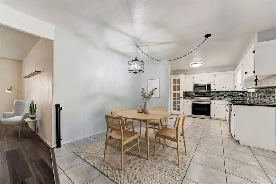 10904 N Blackwelder Avenue, Oklahoma City, OK 73120 - #3