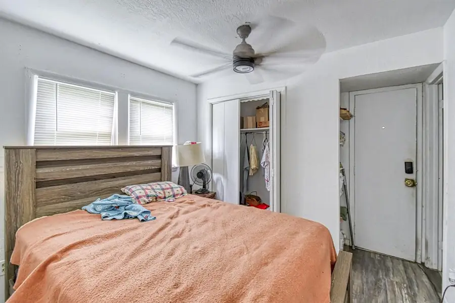 913 W Virginia Avenue, Chickasha, OK 73018 - #3