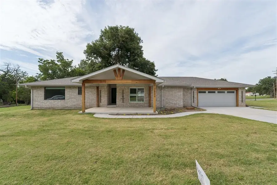 20699 Hensel Street, Harrah, OK 73045 - #2