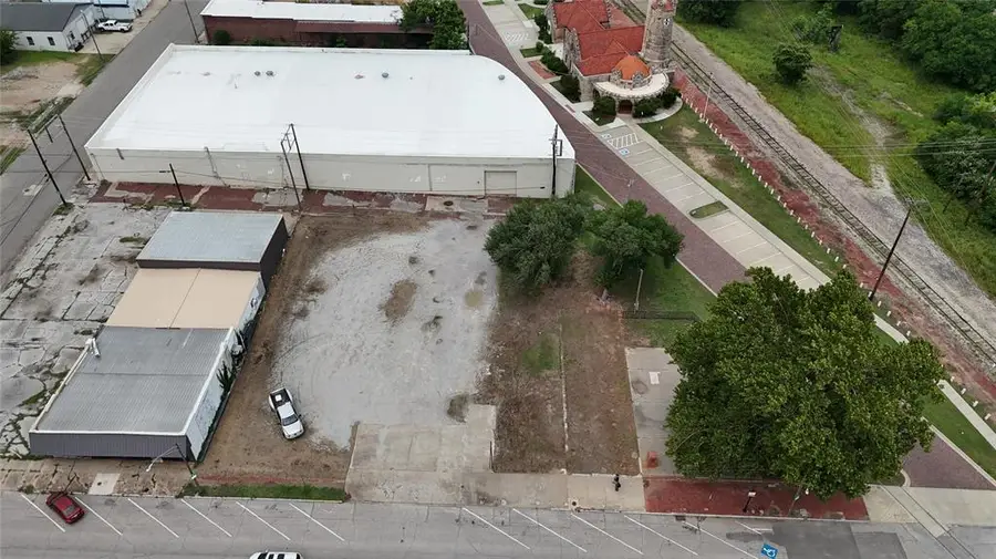 524 E Main, Shawnee, OK 74801 - #3