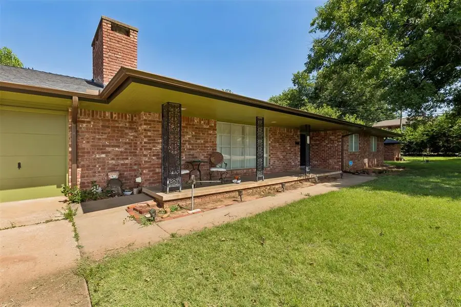 220 N Capitol Street, Guthrie, OK 73044 - #2