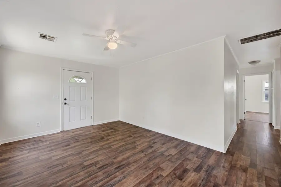 204 E Fairchild Drive, Midwest City, OK 73110 - #3