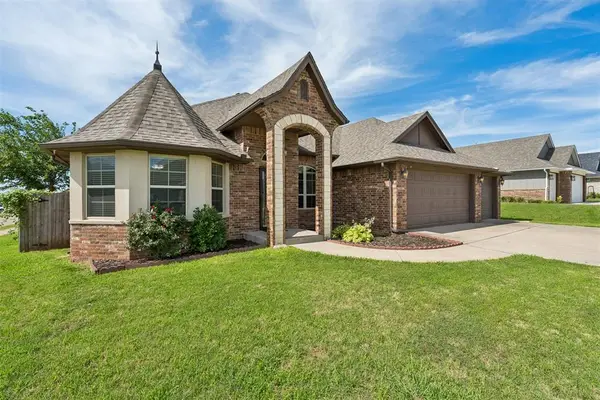 2916 Kingswood Drive, Norman, OK 73071