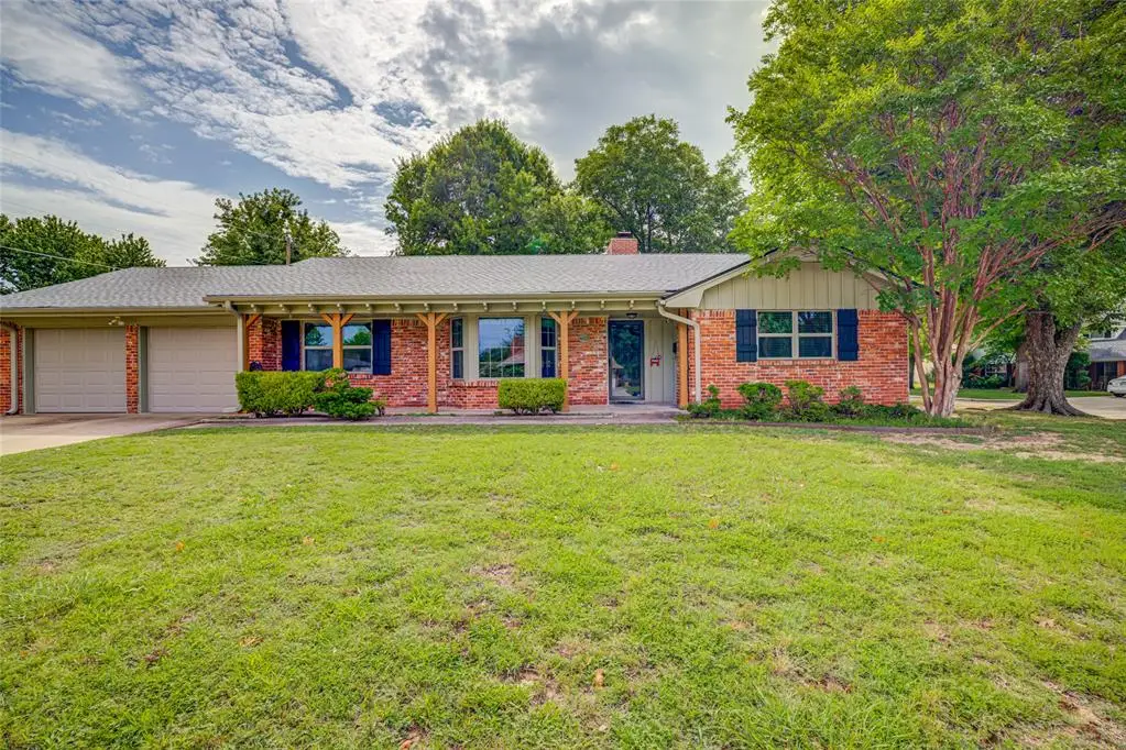 403 Bryarwood Drive, Norman, OK 73069 - #1