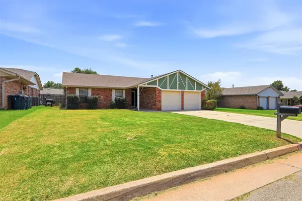 10444 Fairfax Lane, Yukon, OK 73099