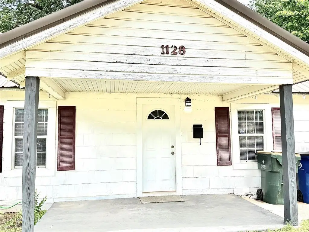 1128 W Tennessee Avenue, Chickasha, OK 73018 - #1
