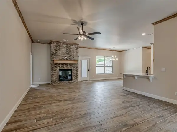 10200 Gentry Crossing, Oklahoma City, OK 73169