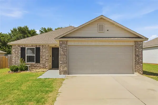 807 W Judy Street, Mustang, OK 73064