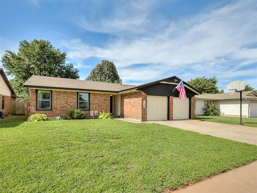 740 W Elder Drive, Mustang, OK 73064 - #3