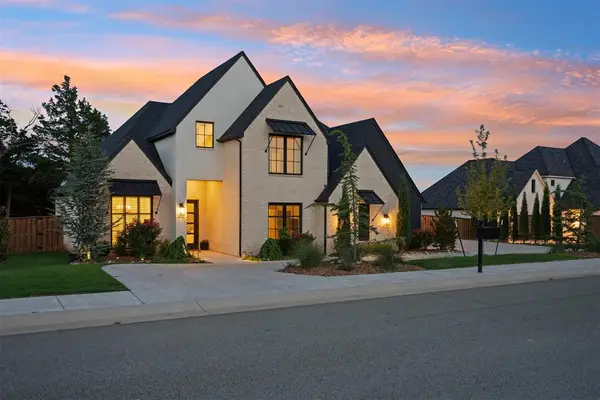 5008 Water Oak Way, Edmond, OK 73034