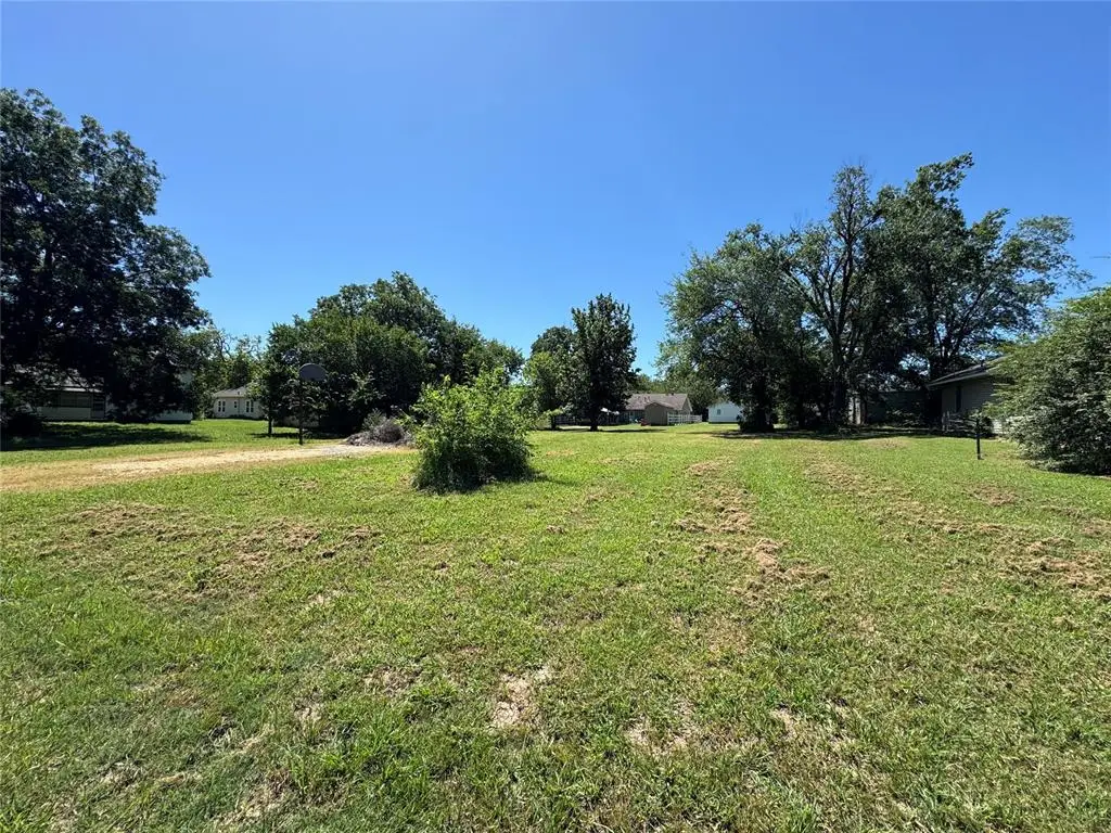 620 W 6th Street, Stroud, OK 74079 - #1