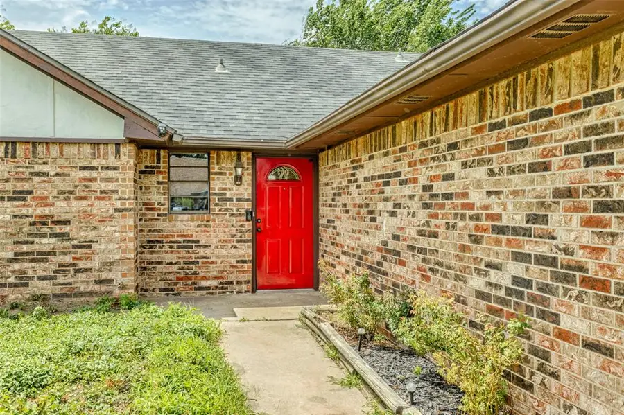 8813 Rambling Road, Oklahoma City, OK 73132 - #3