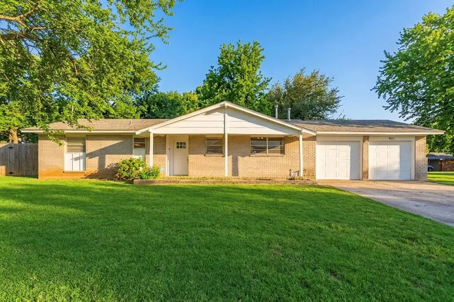 901 Shalimar Drive, Oklahoma City, OK 73115 - #2