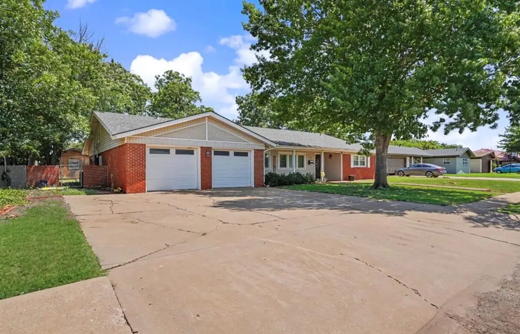 213 S Mockingbird Drive, Altus, OK 73521 - #1
