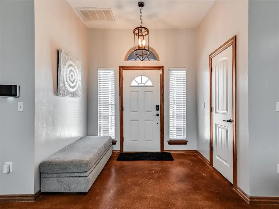 725 SW 12th Street, Moore, OK 73160 - #3