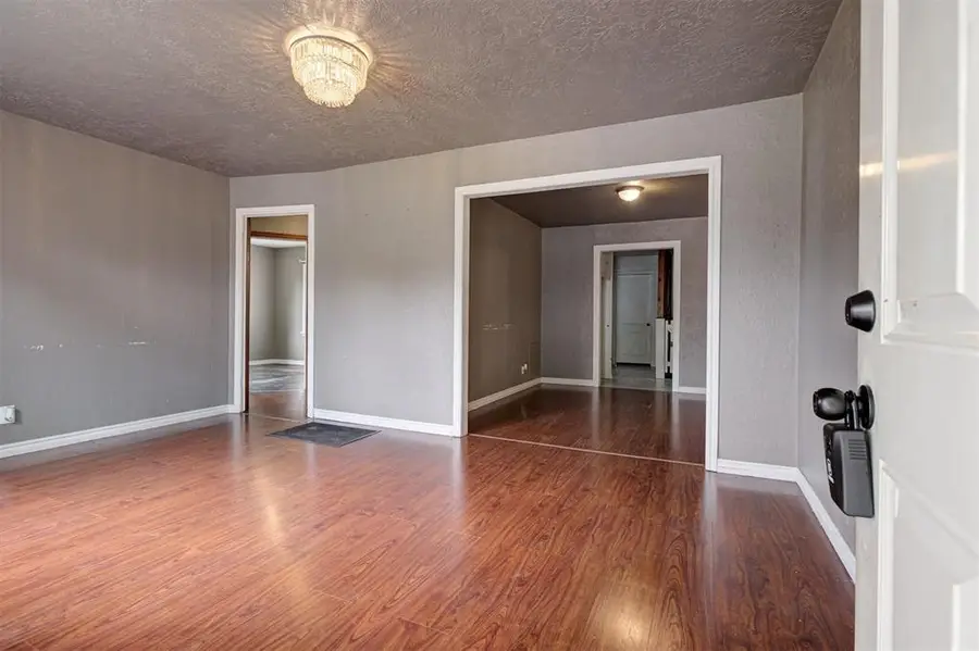 528 SW 48th Street, Oklahoma City, OK 73109 - #3
