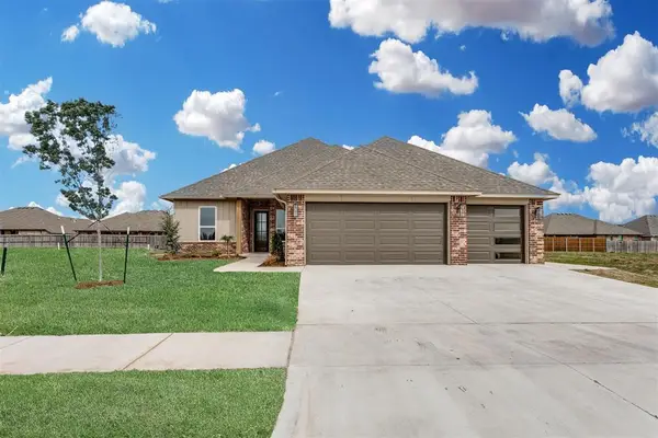 2900 River Birch Lane, Yukon, OK 73099